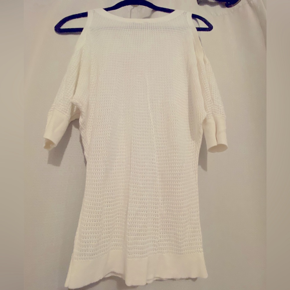 Express Woman’s white XS knitted sweater with open shoulders - Picture 3 of 4